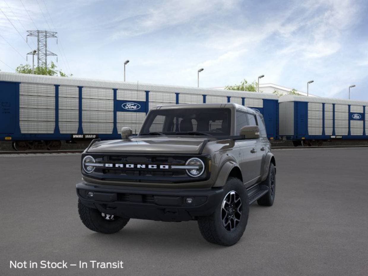 2025 Ford Bronco 4-Door Outer Banks