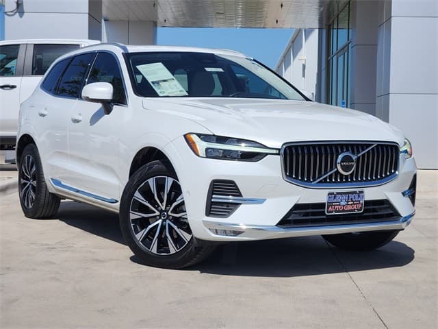 2023 Volvo XC60 B5 Plus Bright Theme