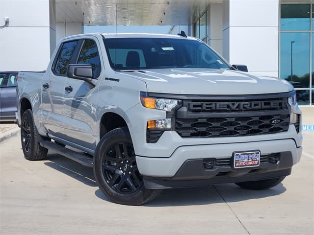 2025 Chevrolet Silverado 1500 Custom