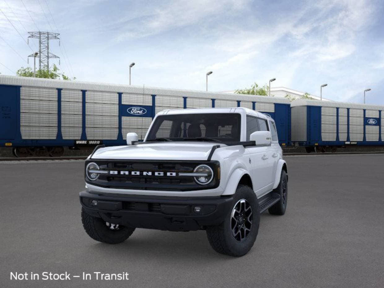 2025 Ford Bronco 4-Door Outer Banks