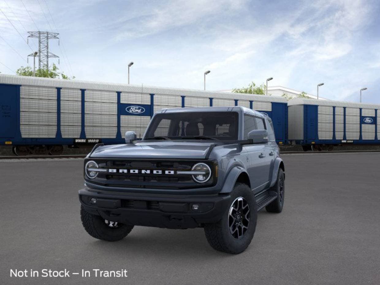2025 Ford Bronco 4-Door Outer Banks