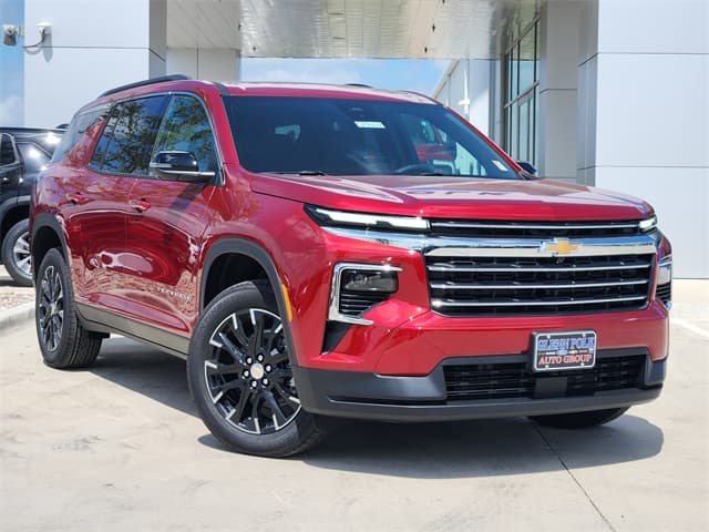 2025 Chevrolet Traverse LT