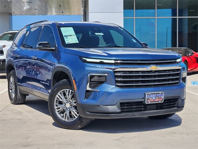 2024 Chevrolet Traverse LT