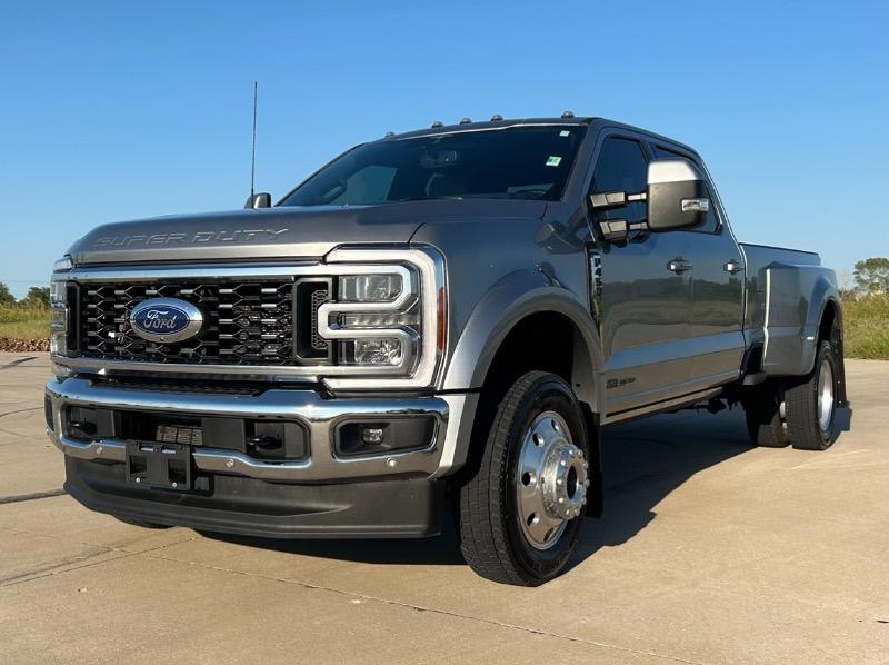 2023 Ford F-450SD Lariat 